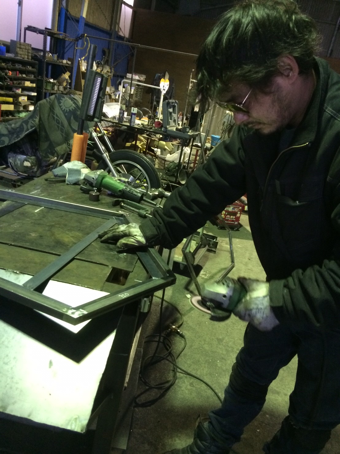 �A�C�A�����[�N���H�[���[�g�A�C�A���E�F���J���{�[�h