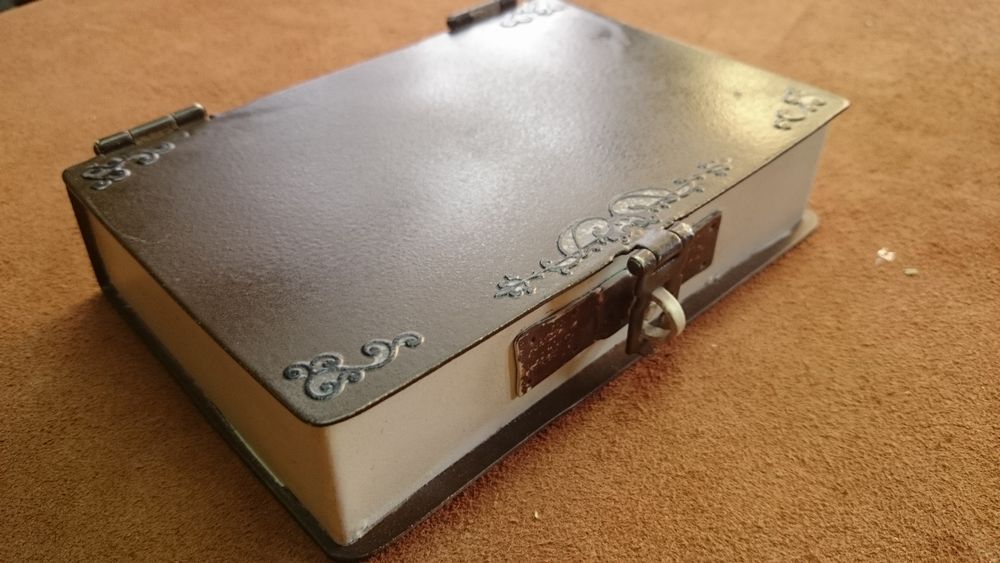 �ڂ��͍����A����̂��݂ƃf�[�g����A�A�C�A�����[�N���H�[