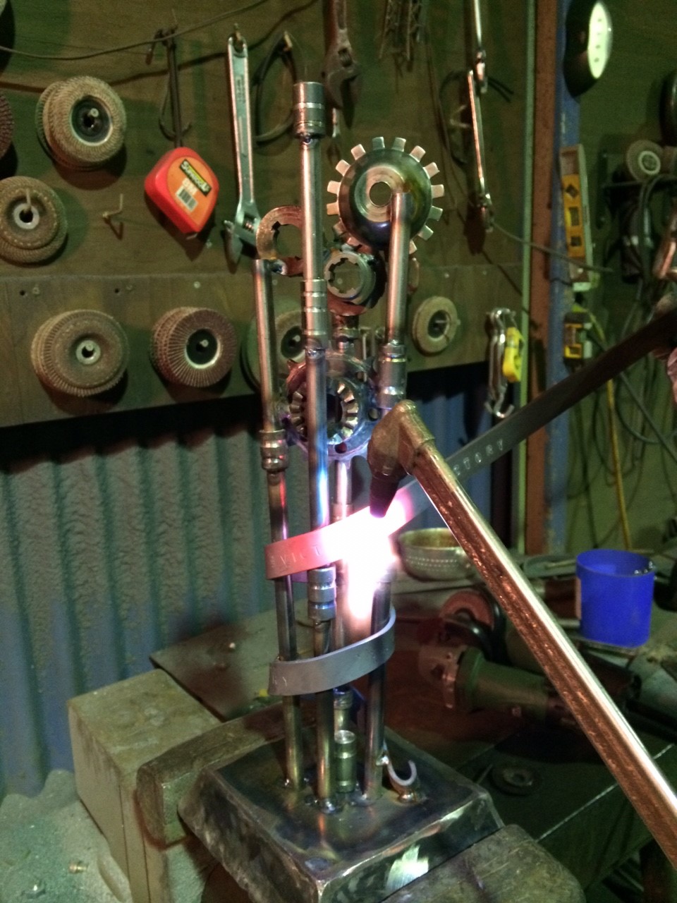 �A�C�A�����[�N���H�[���[�g�A�C�A���E�F���J���{�[�h