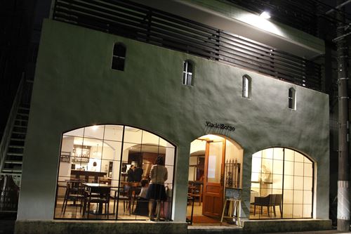 �P�D�T����v���X���É����B�A�f���{���S